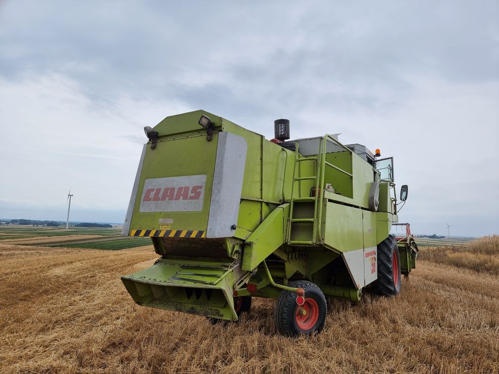 Claas Dominator 56
