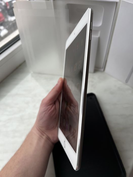 Apple ipad mini 4 (64gb) wi-fi + 4g lte cellular