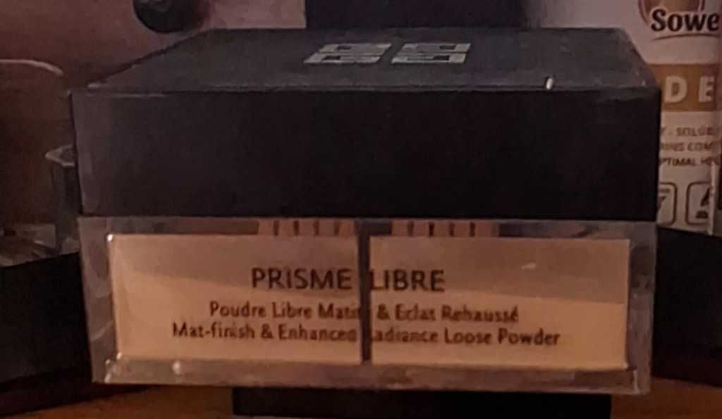 Givenchy Prisme Libre odcień Harmony