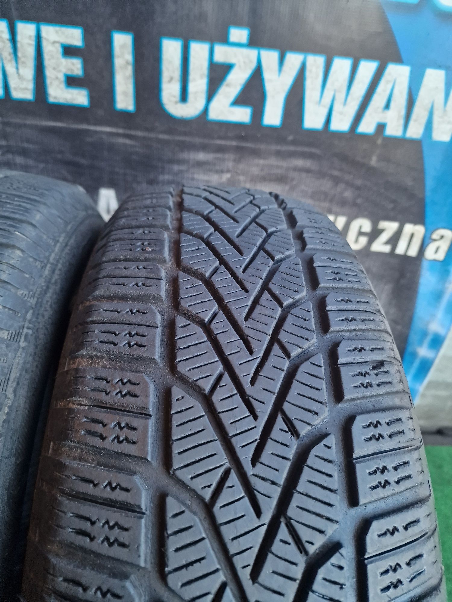 Opony zimowe 195/65/15 Semperit Para