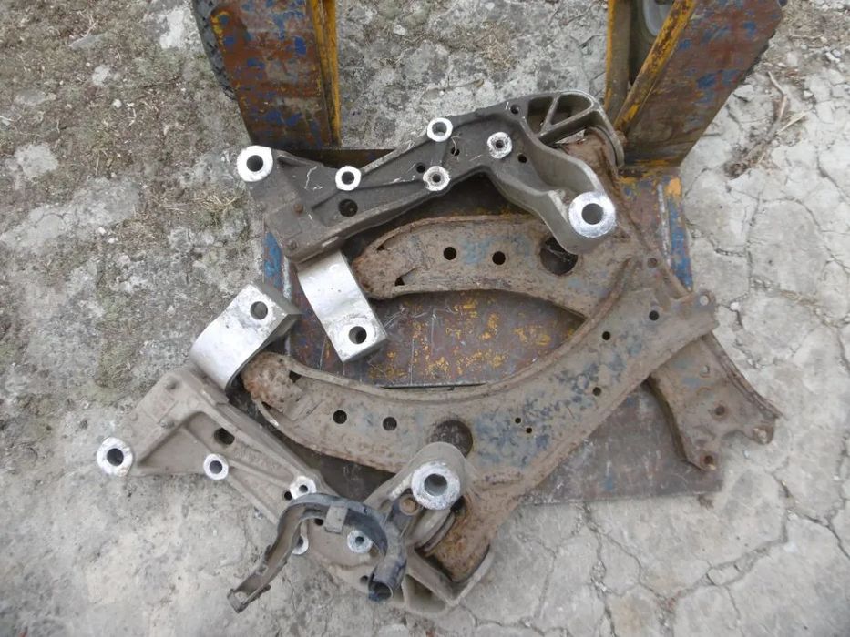 WAHACZ PODSTAWA WAHACZA SKODA OCTAVIA II VW GOLF V 1.9 TDI 4x4