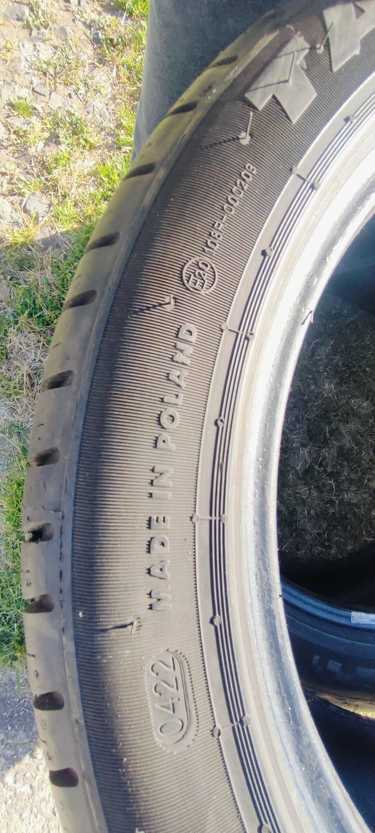 Opony letnie 235/45R17