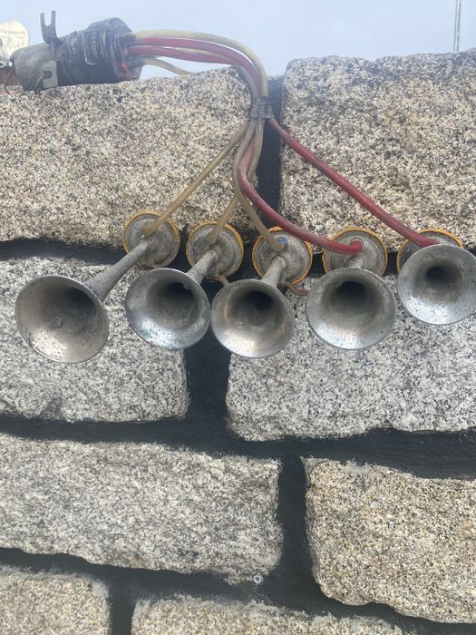 Businas antigas dá para trê tipos de toque