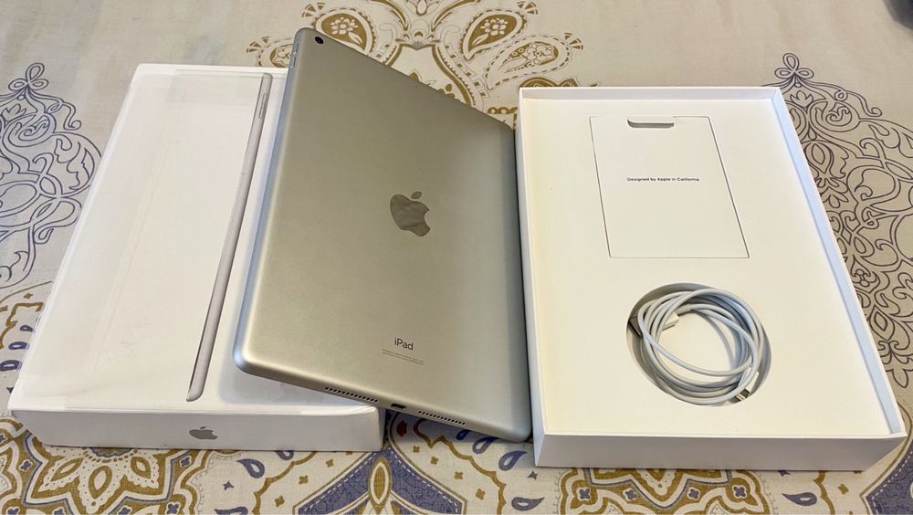 Apple iPad 6 Wi-Fi