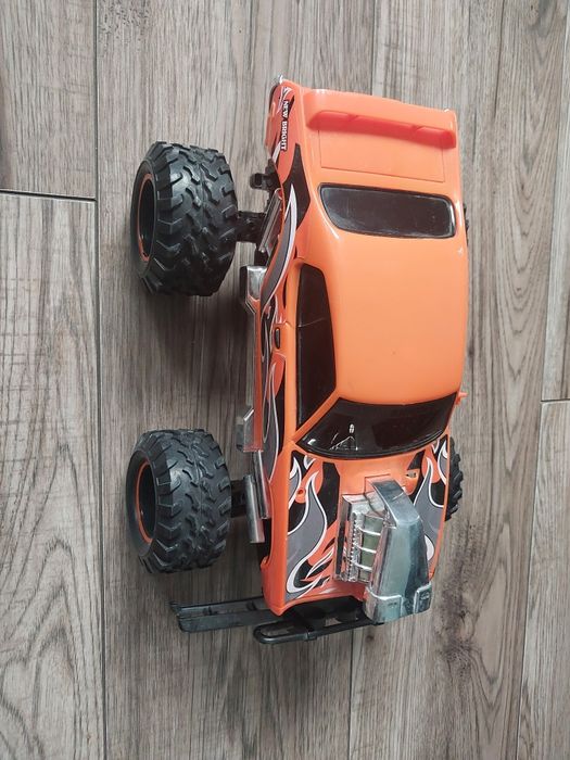 Samochód zdalnie sterowany