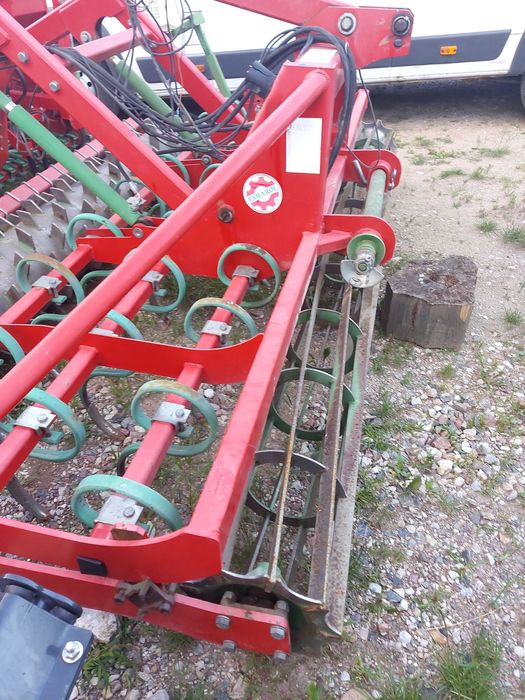 Sprzedam agregat uprawowo siewny