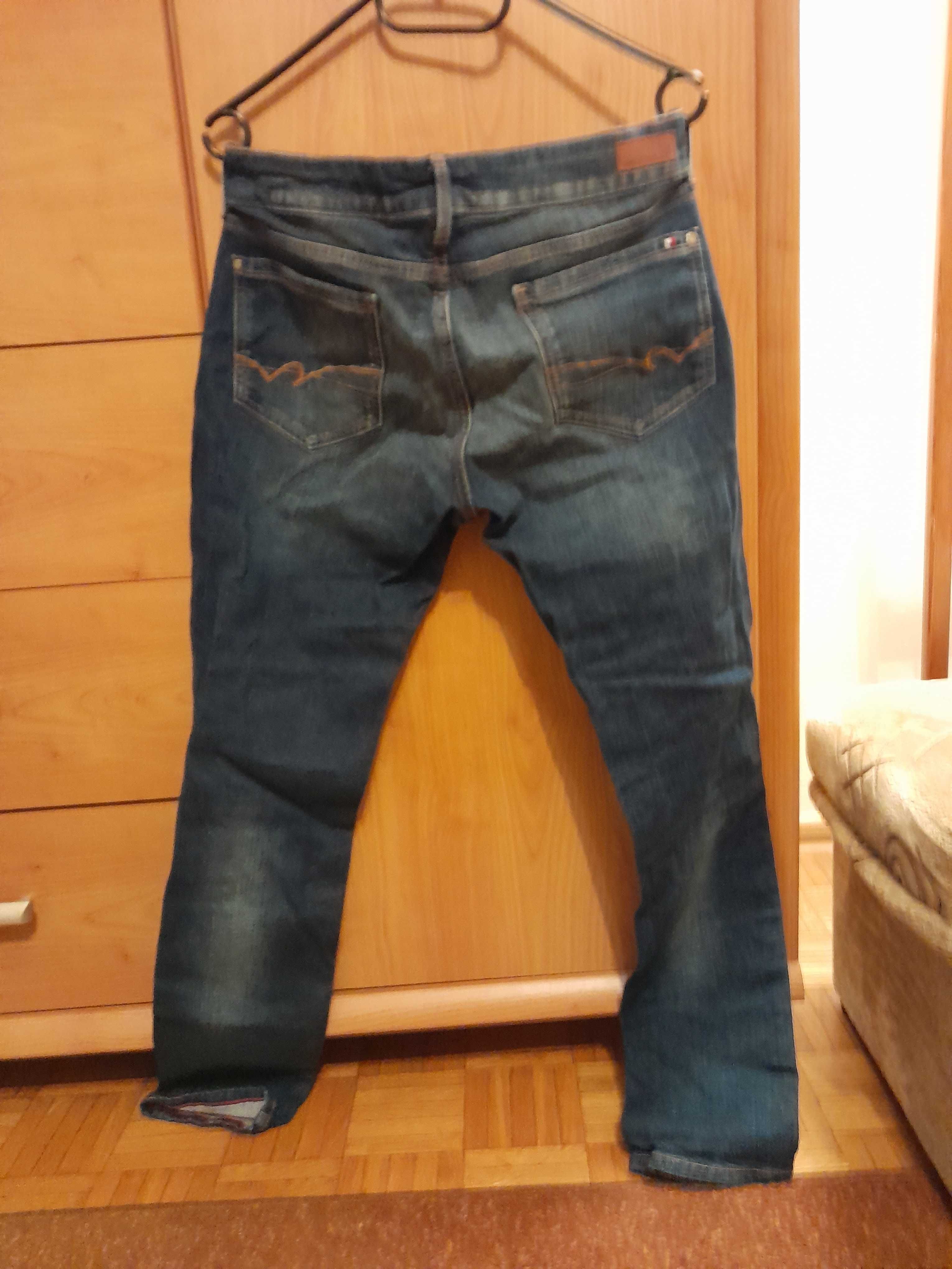 Spodnie chłopięce dżinsy