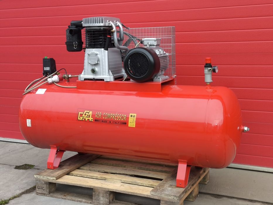 Sprężarka GG 660 7.5 kW  Zbiornik 500l / Abac / 1210l/min Kompresor