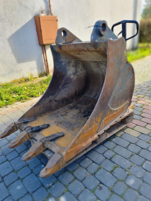 Łyżka z zębami do koparki  liebherr TL03 85 cm