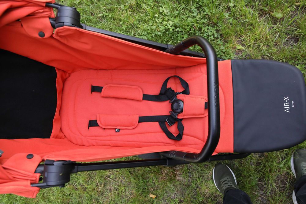 Продам коляску прогулянкову Anex Air X