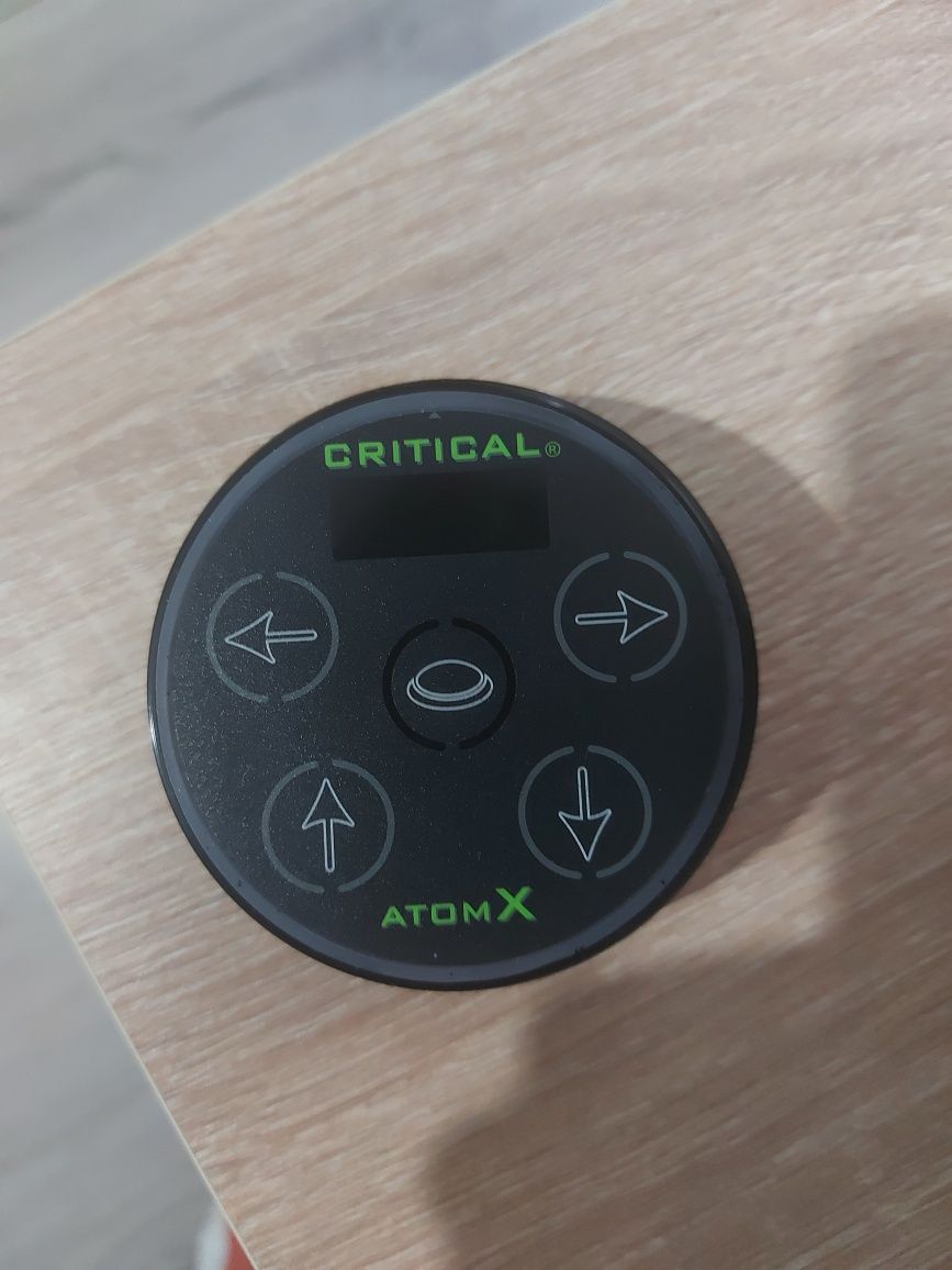 Блок живлення Critical AtomX