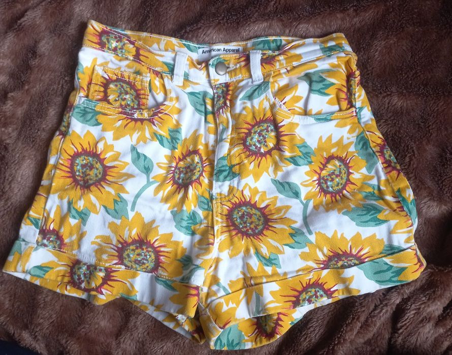 American Apparel Sunflower shorts