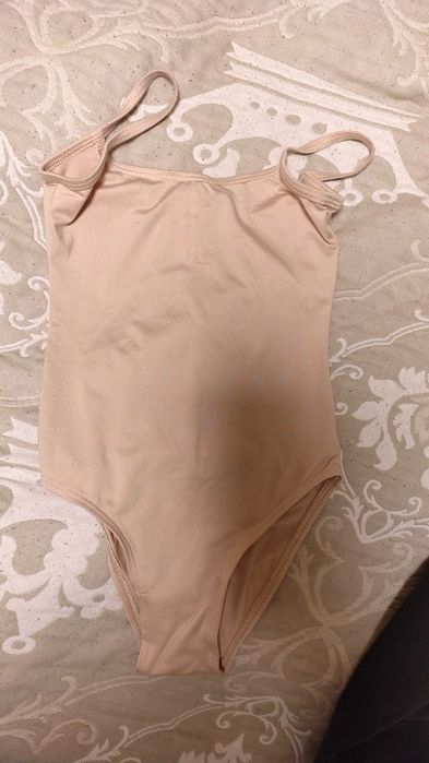 Костюм для художньої гімнастики 30/32р на 4 роки та обруч