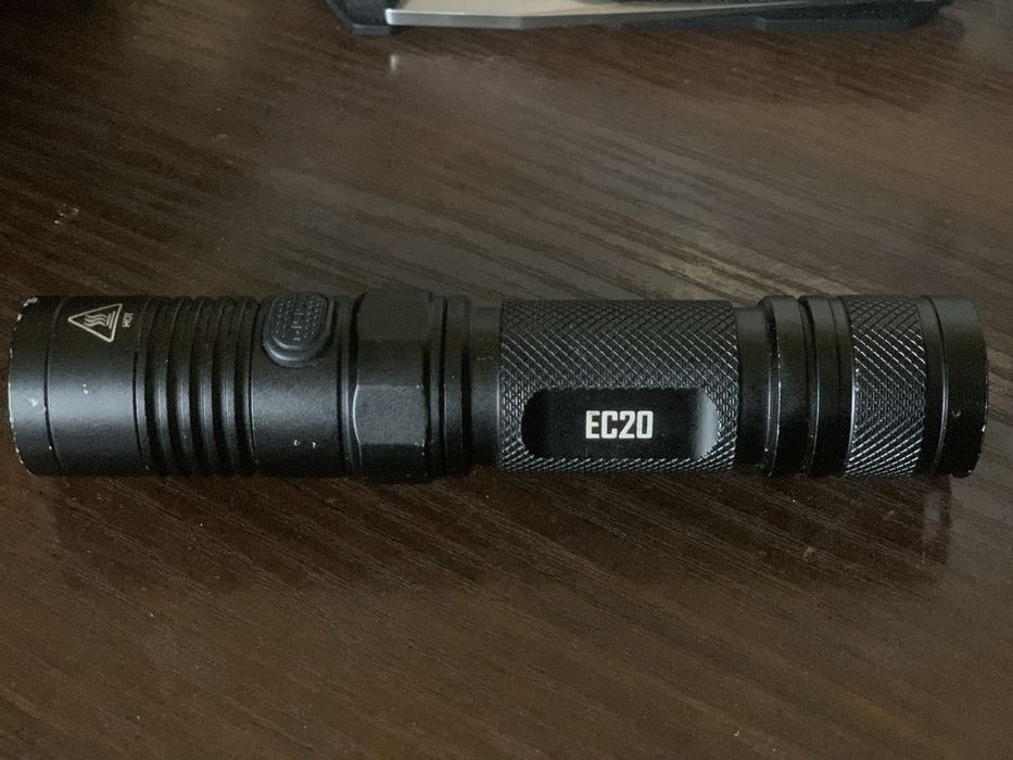EDC Ліхтарик Nitecore EC20