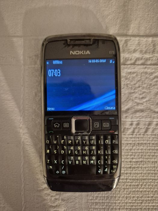 Telemóvel Vintage Nokia E71