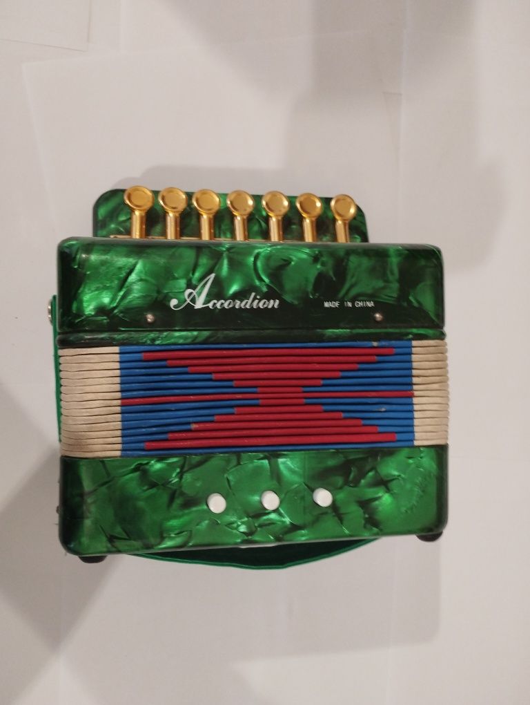 Mini acordion portátil