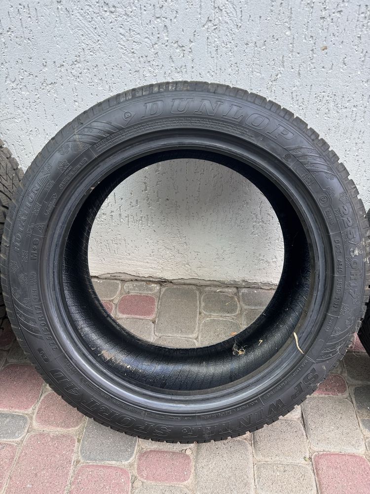 Шини Dunlop SP Winter Sport 4D зима 225/50 R17