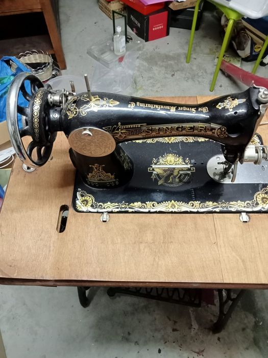 Máquina da costura Singer