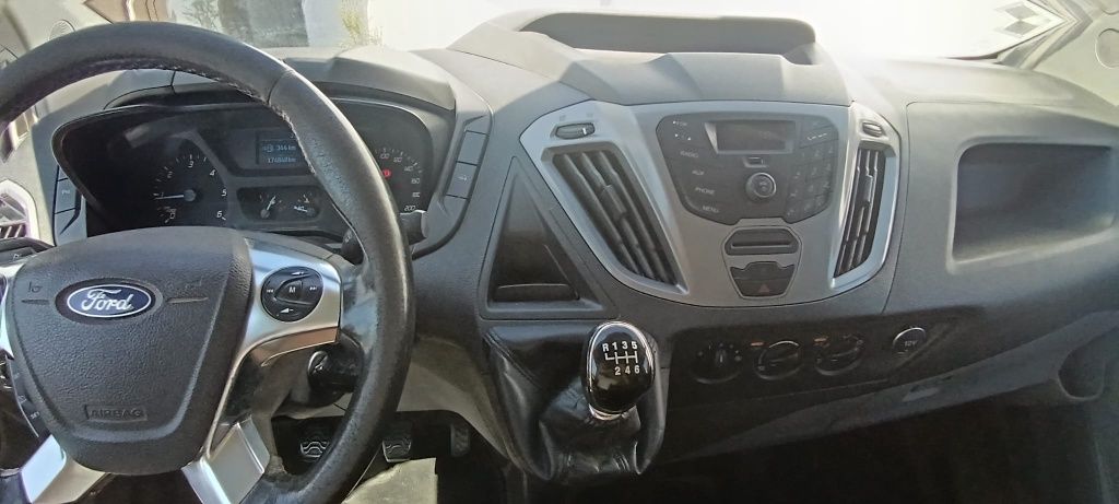 Ford Transit custom (IVA dedutível)