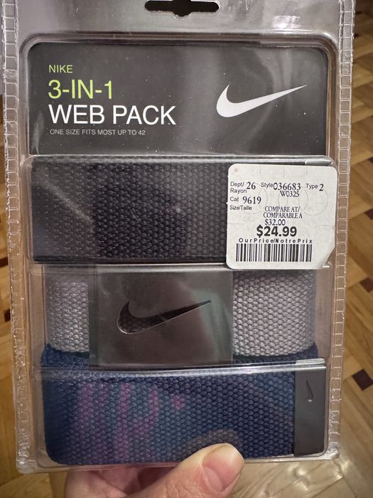 Ремені Nike нові куплені за кордоном