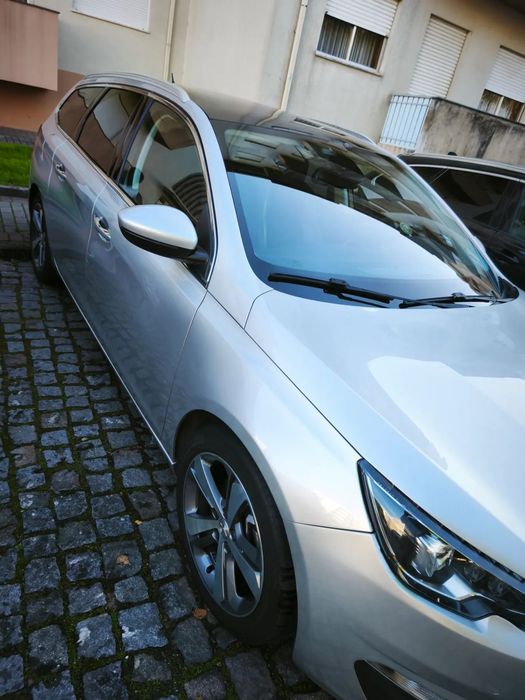 Peugeot 308 SW BlueHDi 120 EAT6 Stop & Start Allure