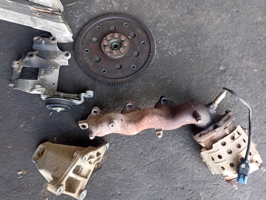 Głowica wałek rozrządu Hyundai Terracan KIA Sorento I 3.5 V6