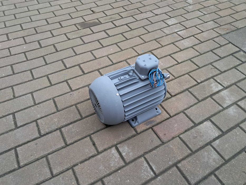Silnik elektryczny 4kw  1430 obrotów Polski    .Wysyłka