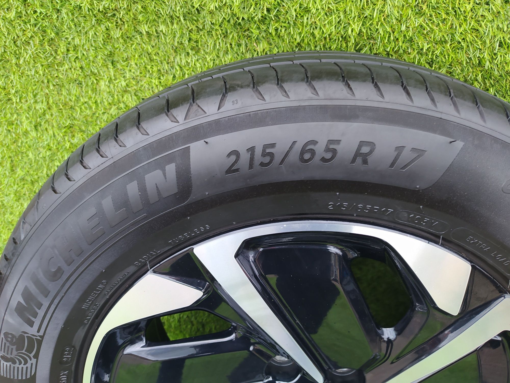 Koła felgi Kia Sportage V 215/65 R17 Lato J Nowe