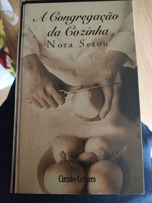 Livro a congregação da cozinha Nora Seton