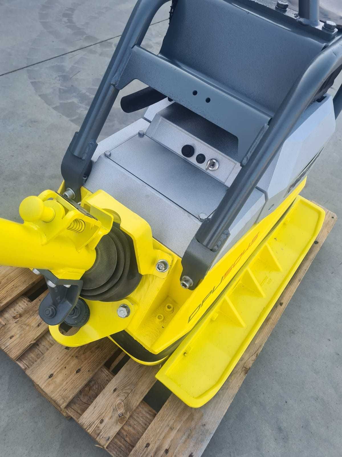 Zagęszczarka Wacker DPU 5045 Husqvarna Bomag Weber Ammann Dynapac