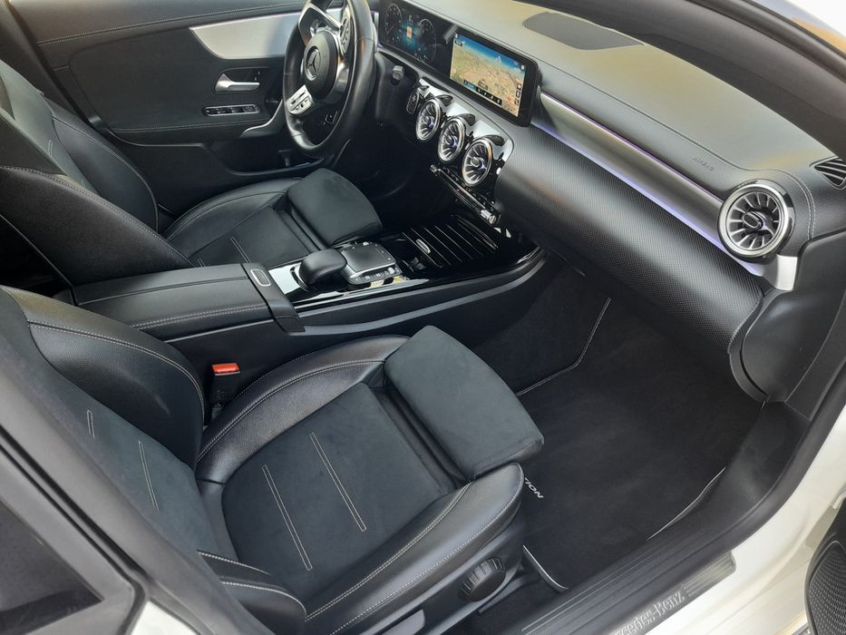 Mercedes CLA 250 E plug-in-hybrid EQ power AMG  garantia mercedes