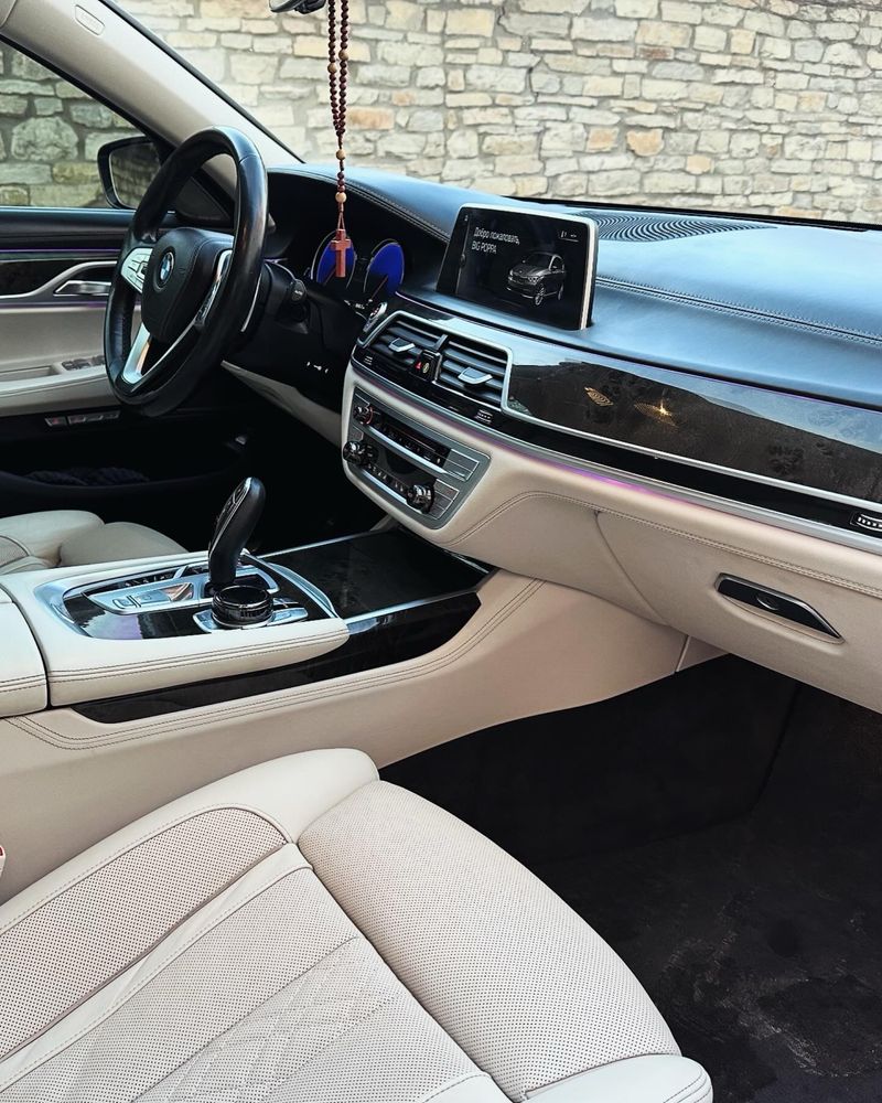 Продам BMW 740Li 2017 рік Лонг Xdrive