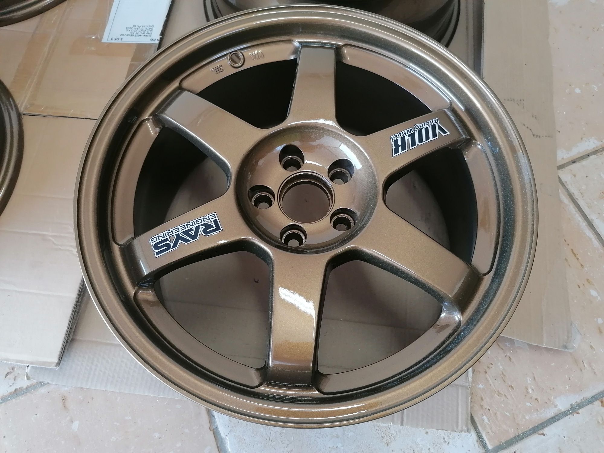 Rays TE37 OG Bronze / Volk Racing wheels