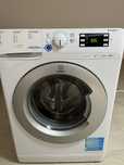 Maquina lava roupa INDESIT XWE 81283 *AVARIADO