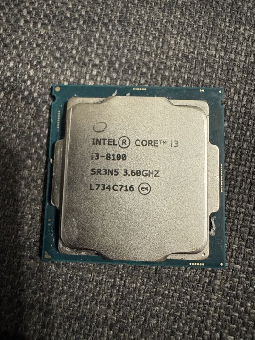 Intel Core i3-8100 – 4 rdzenie, świetny do gier i pracy!