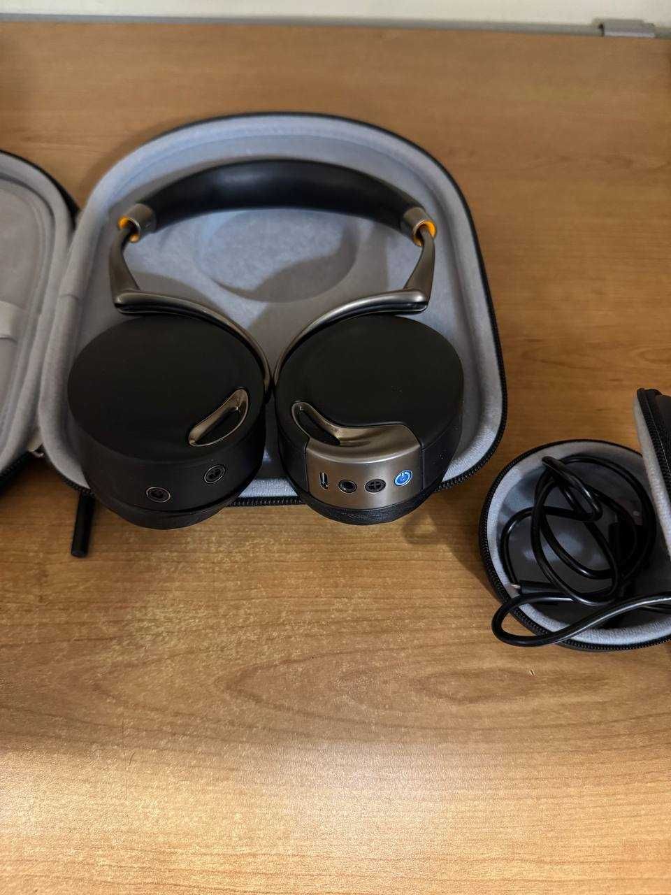 Навушники Parrot Zik by Philippe Starck—Bluetooth, ANC, сенсорні, кейс