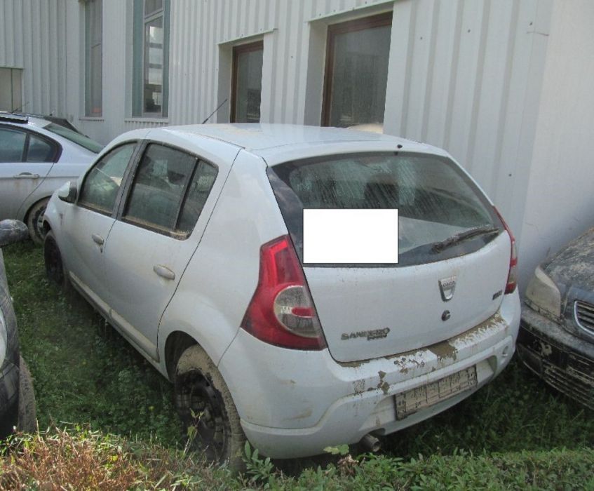 Авторазборка Рено sandero Сандеро разборка шрот запчасти розборка