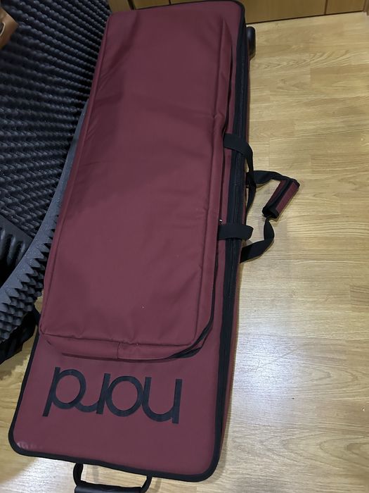 Nord piano 2 HP c 2 sacos transporte da nord, suporte da nord e extras