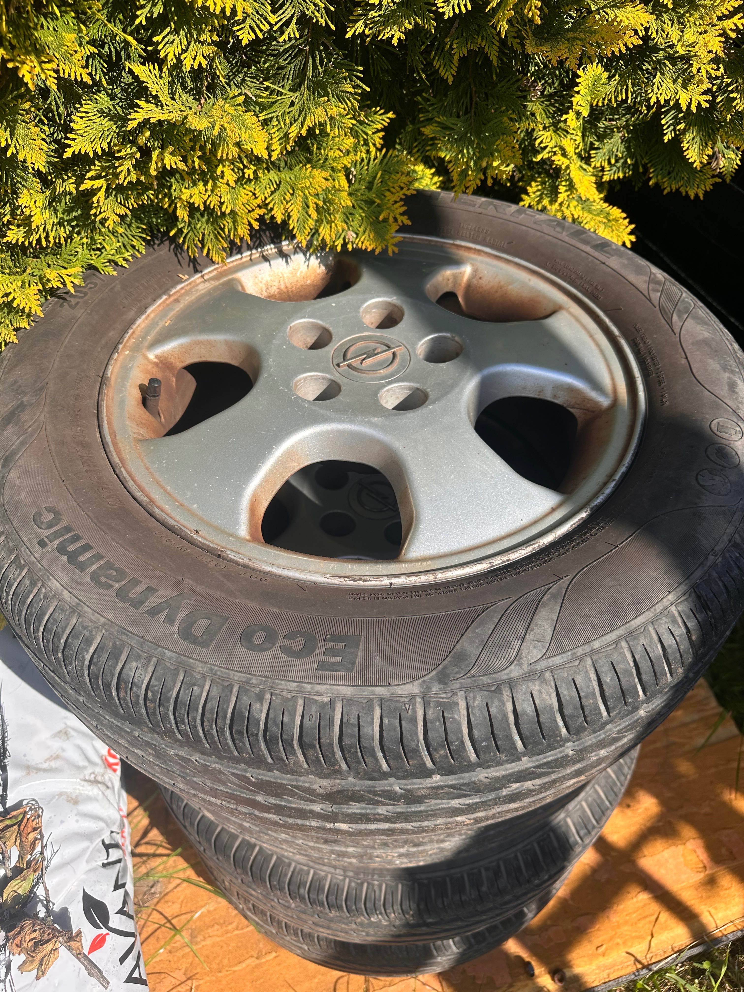 Koła 4 szt  195/65/R15