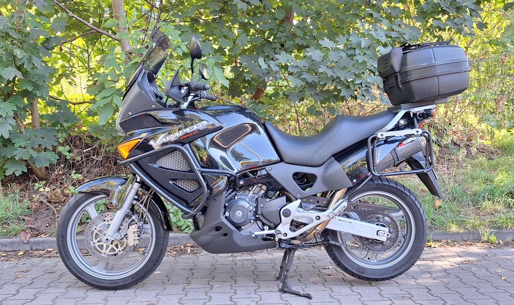 Honda XL 1000 Varadero SD02 SUPER STAN I WYPOSARZENIE!!!