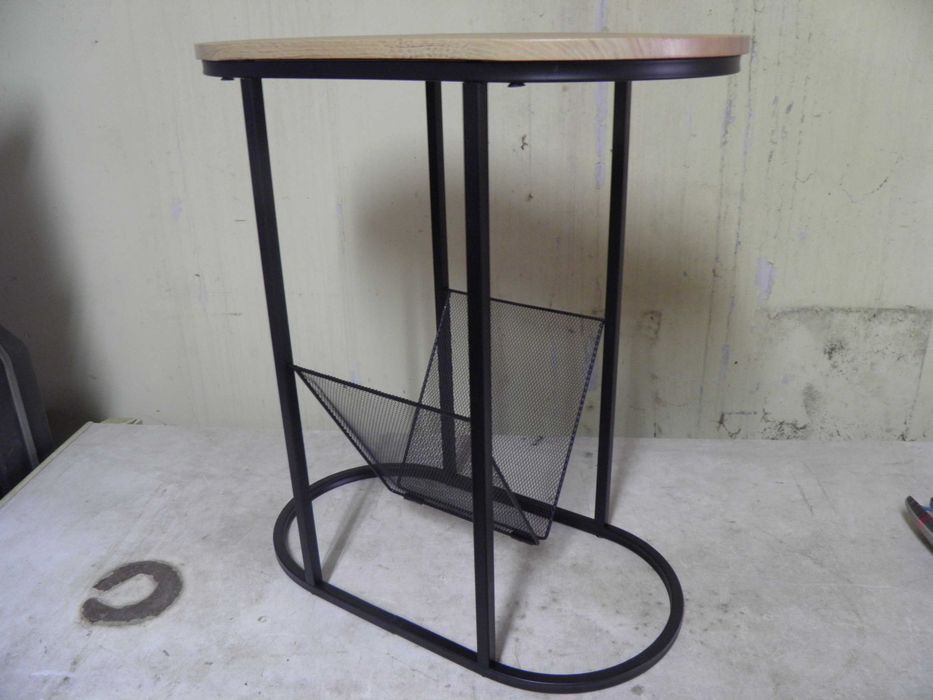 stolik na prasę konsola