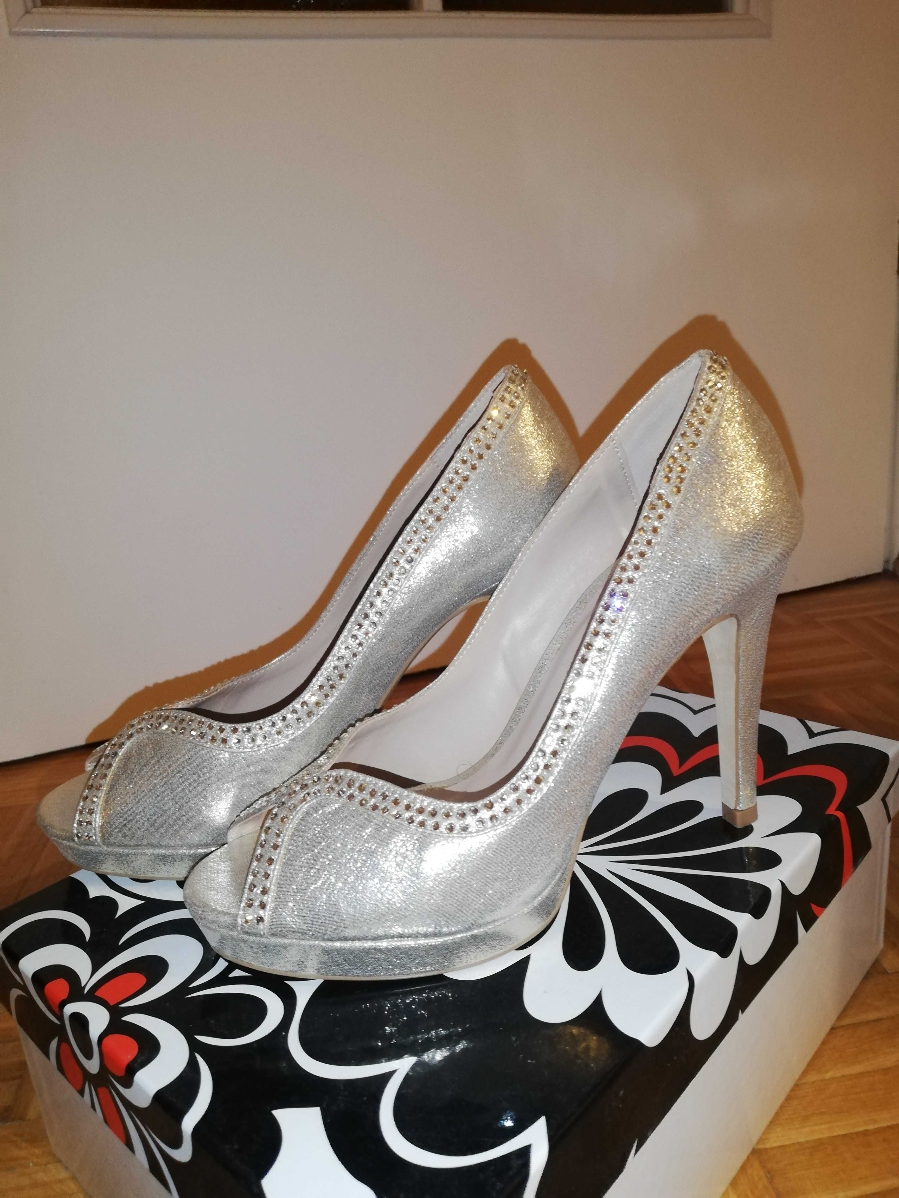 Dorothy Perkins eleganckie buty na wysokim obcasie złoty cekiny 37