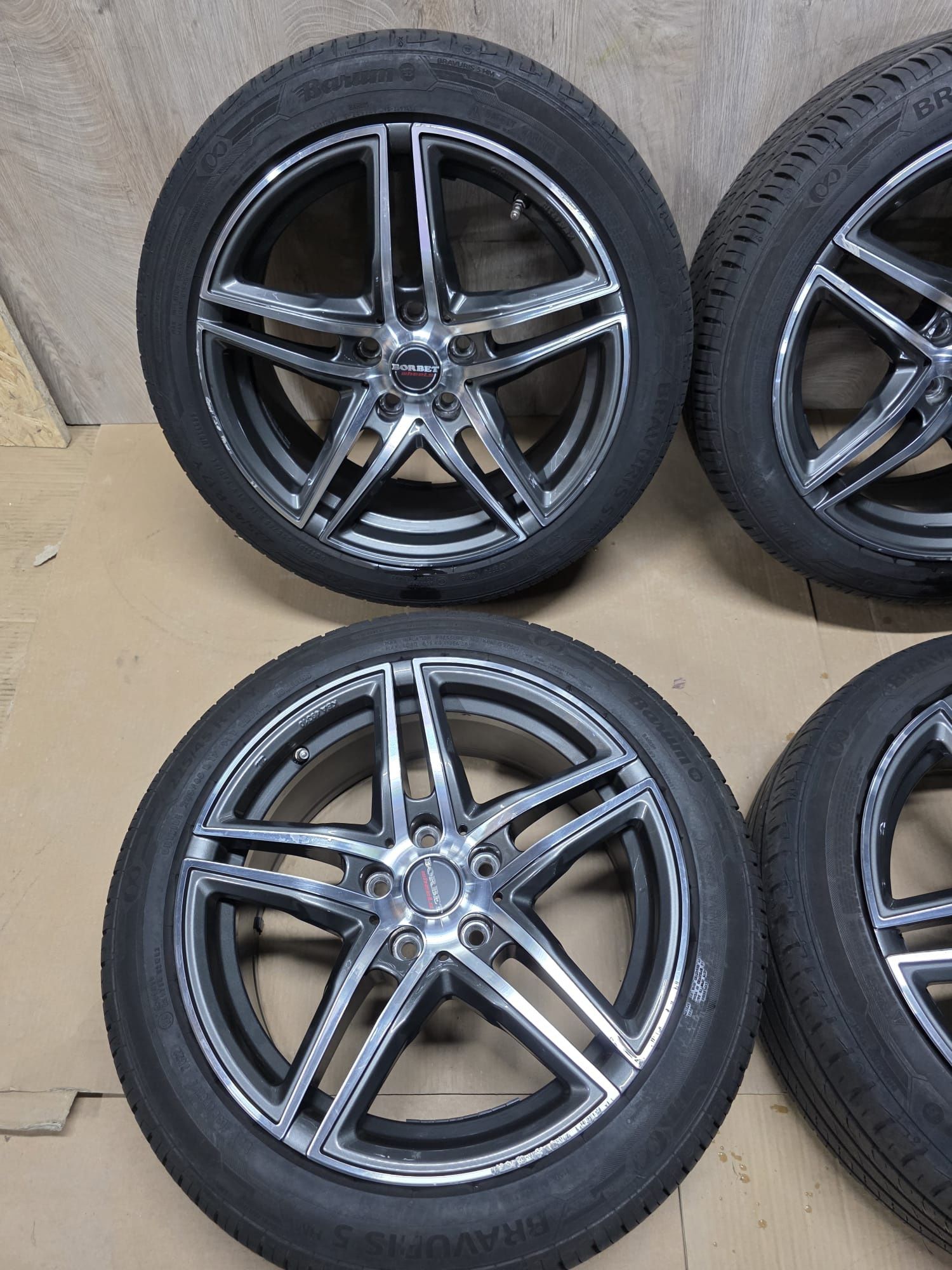 Borbet 17 cali. 5x112.et 40. Szerokość 8j.