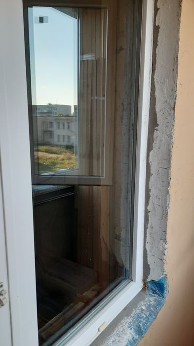 Металлопластиковые окно и дверь