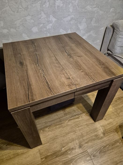 Stół rozkładany 90x90cm