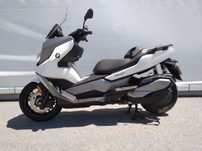 BMW C 400 GT .