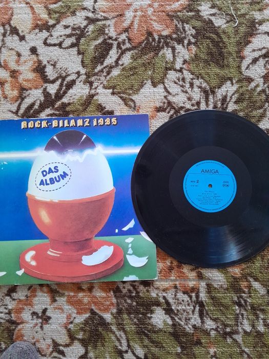 Платівки співаків,шт.25,в упаковці.