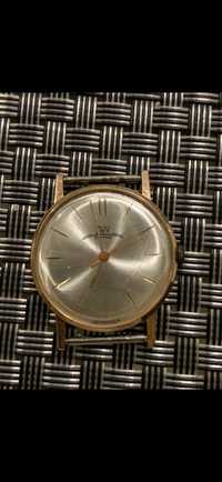 Złoty zegarek vintage