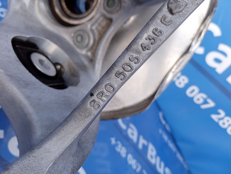 Ступиця кулак цапфа задня права Porsche Macan 95B 2.0 Порш Макан