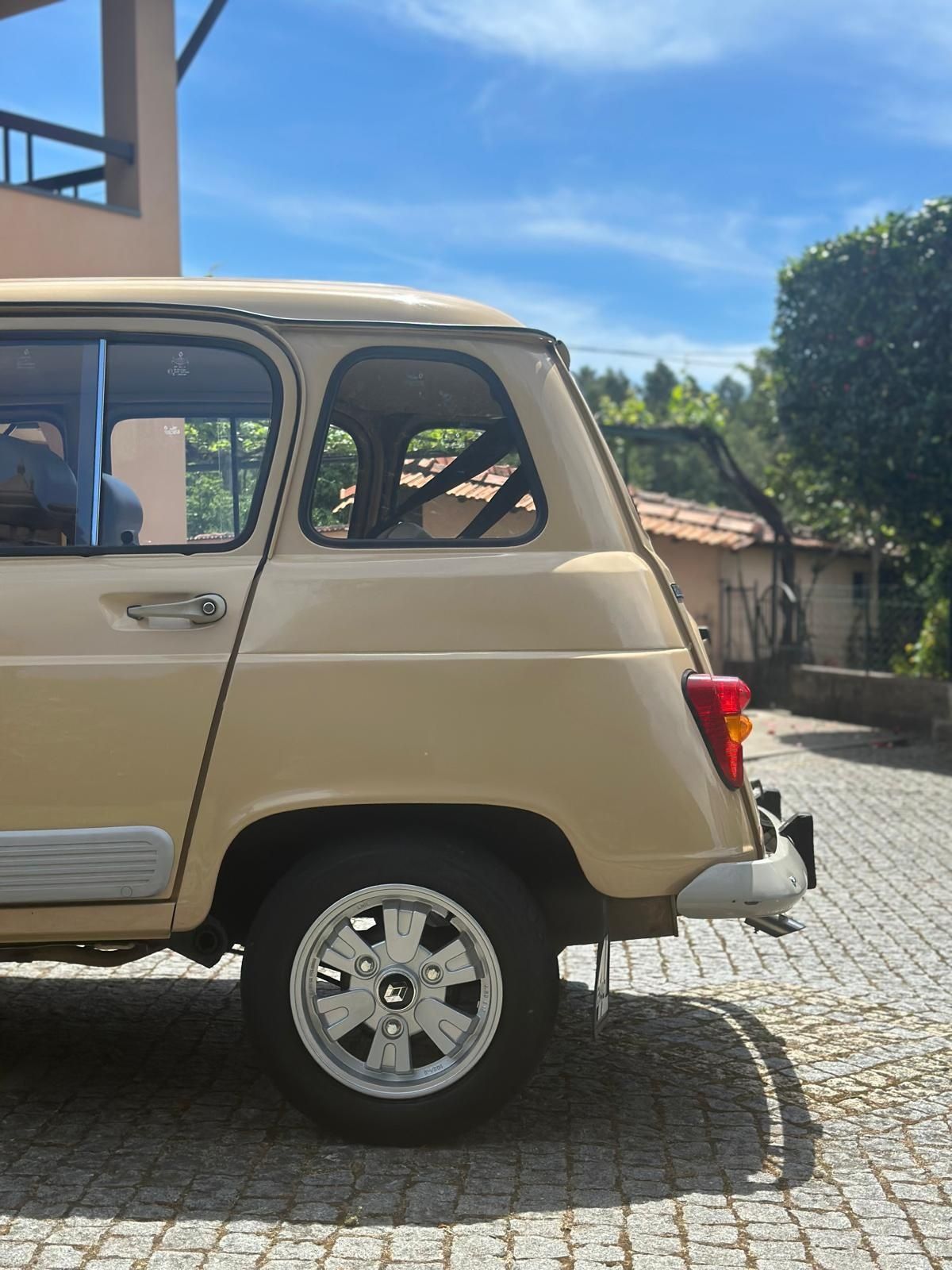 Vendo Renault 4TL